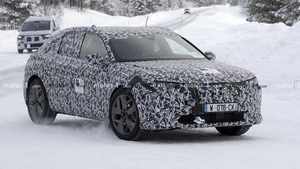 停产两年再复活 全新DS4海外测试谍照曝光