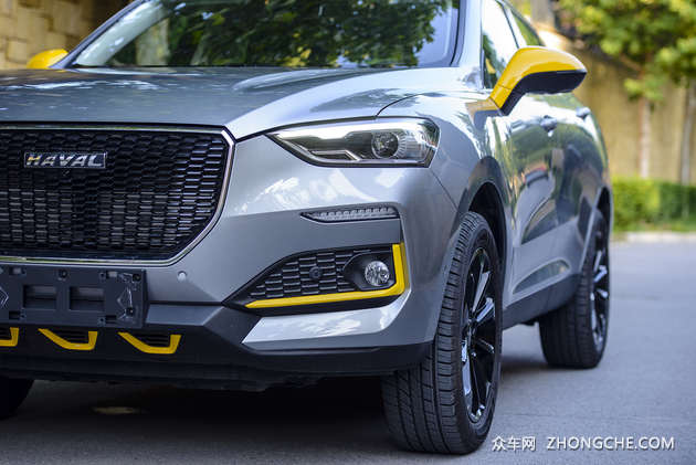 10万元的高颜值SUV 车机系统竟然能玩微信