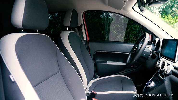 8万能买到400公里续航 萌炸欧拉黑猫带你飞