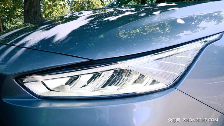 颜值与续航并存,15万几何A锋芒不减