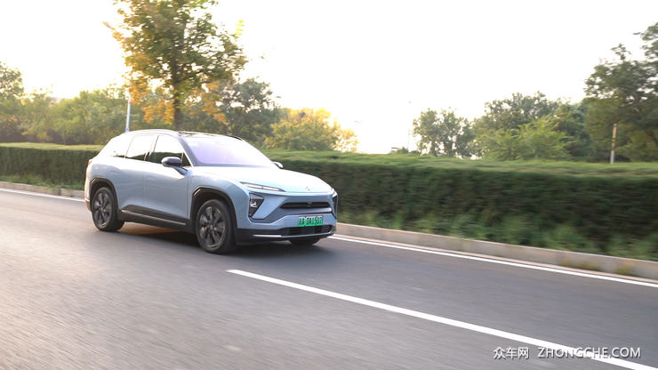 能换电能上门充电 蔚来ES6靠实力说话