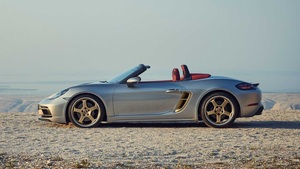 专属身份标识 限量1250台 保时捷718 Boxster 25周年版官图发布