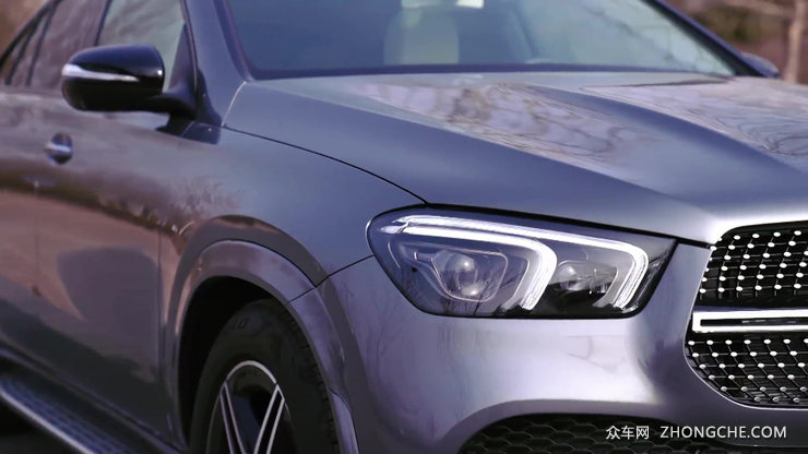 请问:把SUV和轿跑结合在一起会怎样?