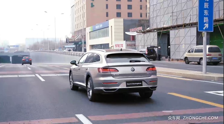 无框车门超大尾箱 CC猎装等你来撩 试驾一汽-大众CC猎装版