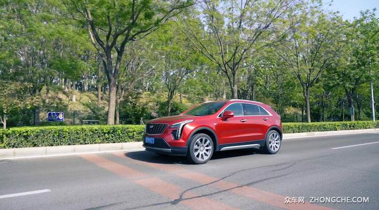 性价比之选!花20万买一台美式运动SUV-凯迪拉克XT4