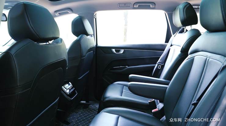 空间灵活大四座 五菱凯捷十万级家用MPV的最优选择