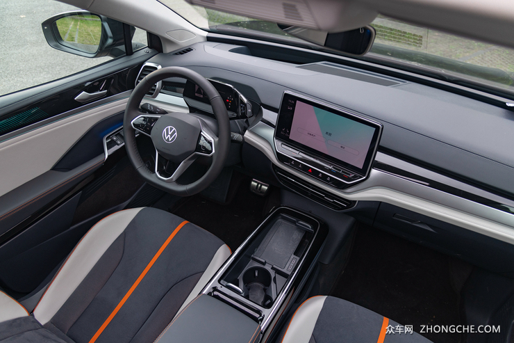 家庭出行至上 试驾一汽-大众ID.6 CORZZ