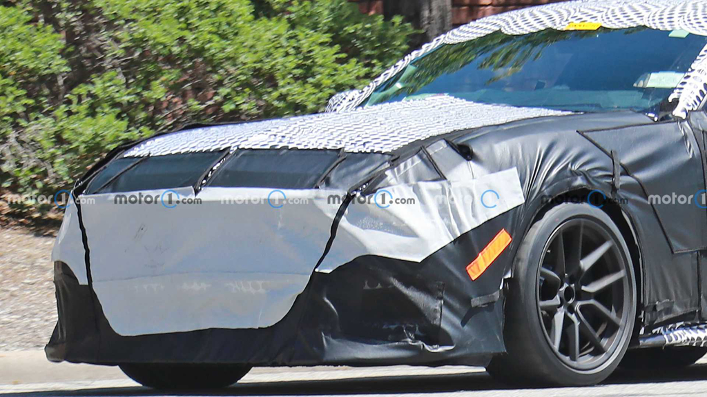 全新福特Mustang跑车最新谍照曝光 有望2023年4月首发