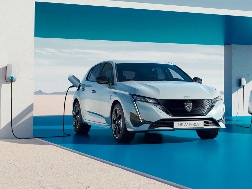 新款标致E-308/E-308 SW官图发布，续航超400km，预计明年上市