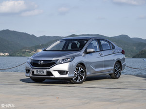 动力足油耗低 10万元合资家用车型推荐