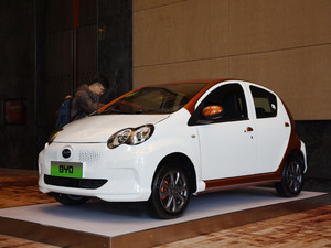 比亚迪纯电动车型e1正式上市 5.99万起