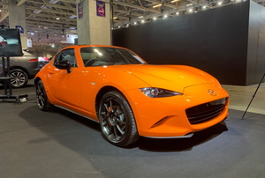 全球限量3000台/赛车橙色车漆 马自达MX-5 30周年特别版亮相澳门车展