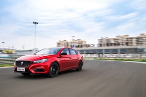 BTCC英国房车赛总冠军、Fastback平民轿跑创立者名爵6推十周年版 将于11月1日上市