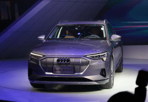 奥迪首款电动SUV e-tron 18日上市 将再次亮相广州车展