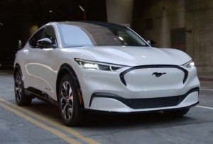 福特首款纯电SUV Mustang Mach-E发布 有望2021年引入