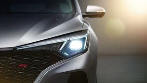 外观更运动 搭1.4T/1.6L发动机 长安逸动PLUS官图发布