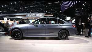 插混版新 3 系 宝马 330e 亮相洛杉矶车展