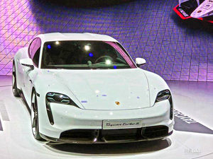 Taycan Turbo S领衔 保时捷多款车型亮相车展