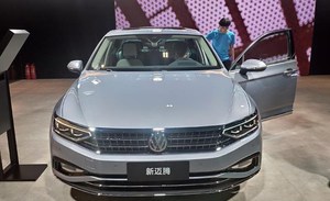 动力不变 一汽大众新款迈腾广州车展首发