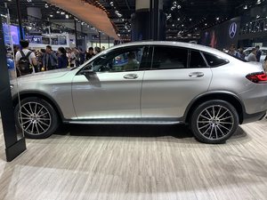 2019广州车展丨2.0T+48V轻混 奔驰GLC Coupe亮相