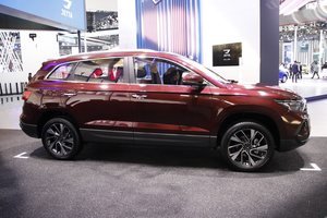 2019广州车展丨搭载1.4T的中型SUV 捷达VS7内饰首发