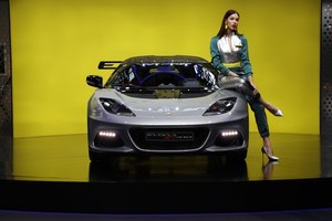 合资势头强劲 自主表现亮眼 新势力蹭红利 车企浑身解数解锁广州车展新姿势