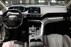 纯电续航59km 7秒破百 东风标致4008 PHEV将于2020年上半年上市