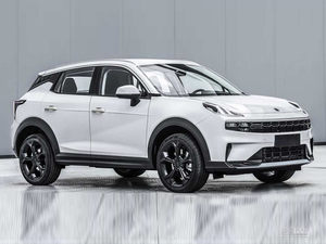 搭1.5T/尺寸小于领克01 领克06实车曝光