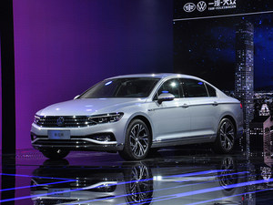 一汽-大众新迈腾家族上市 售18.69万起