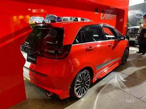 一半红一半白 全新飞度Mugen改装版亮相