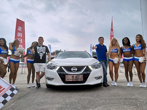 NBA啦啦队零距离 西玛驾控体验营广州站