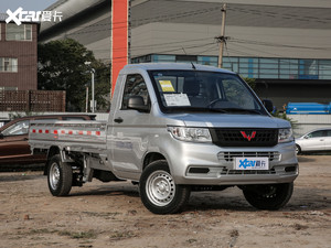 五菱荣光新卡新车型上市 4.98-5.28万元