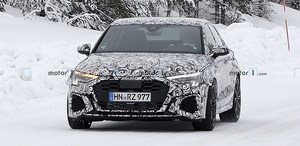 新款奥迪RS3轿车谍照曝光 与AMG A45匹敌