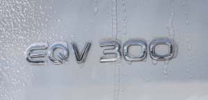 奔驰全新电动 MPV 车型 EQV 完成极寒测试 预计于今年夏季上市