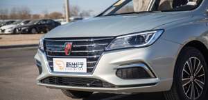 续航里程达 416km 荣威 Ei5 磷酸铁锂电池车型曝光