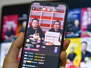 线上带货火得了罗永浩 为啥汽车就不行