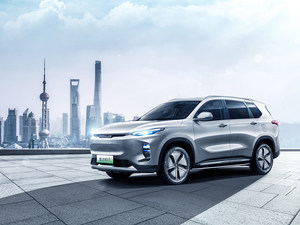 自由定制是关键 大通EUNIQ多车型今日亮相