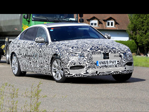 轴距比奔驰S级还长 新款捷豹XFL谍照曝光