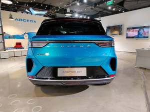 纯电续航 653km 北汽麦格纳 ARCFOX α-T 实车亮相