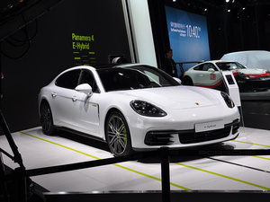 2017广州车展 Panamera E-Hybrid静评