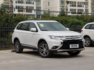 高性价比七座SUV 实拍新款欧蓝德嘉乐版