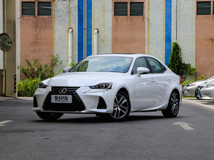 动感依然 内饰更精致 实拍雷克萨斯新IS