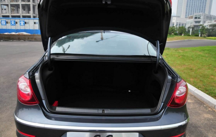 大众cc后备箱怎么开大众cc后备箱怎么开关