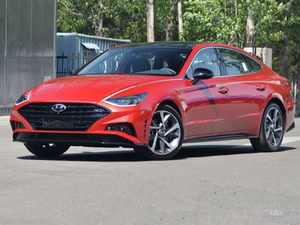 帅到飞起/轴距超迈腾 第十代索纳塔7月上市 