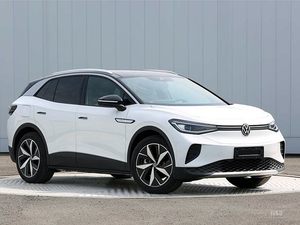 比探岳大 一汽-大众ID.4 CROZZ实车亮相