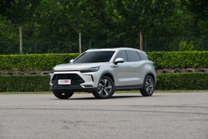 售10.49万-21.69万 BEIJING X7正式上市
