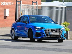 全新奥迪S3路试曝光 羊角型大灯更犀利