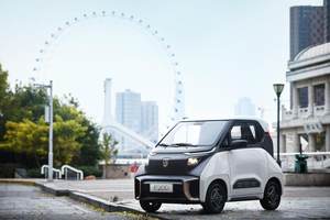 续航提至305km 新款宝骏E100/E200售4.98万起