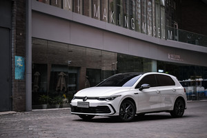 数字化成重点 一汽-大众高尔夫8正式亮相