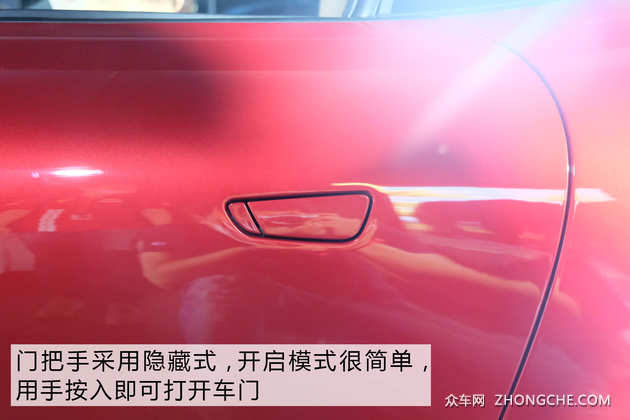 快意人生 实拍法拉利入门级车款Roma